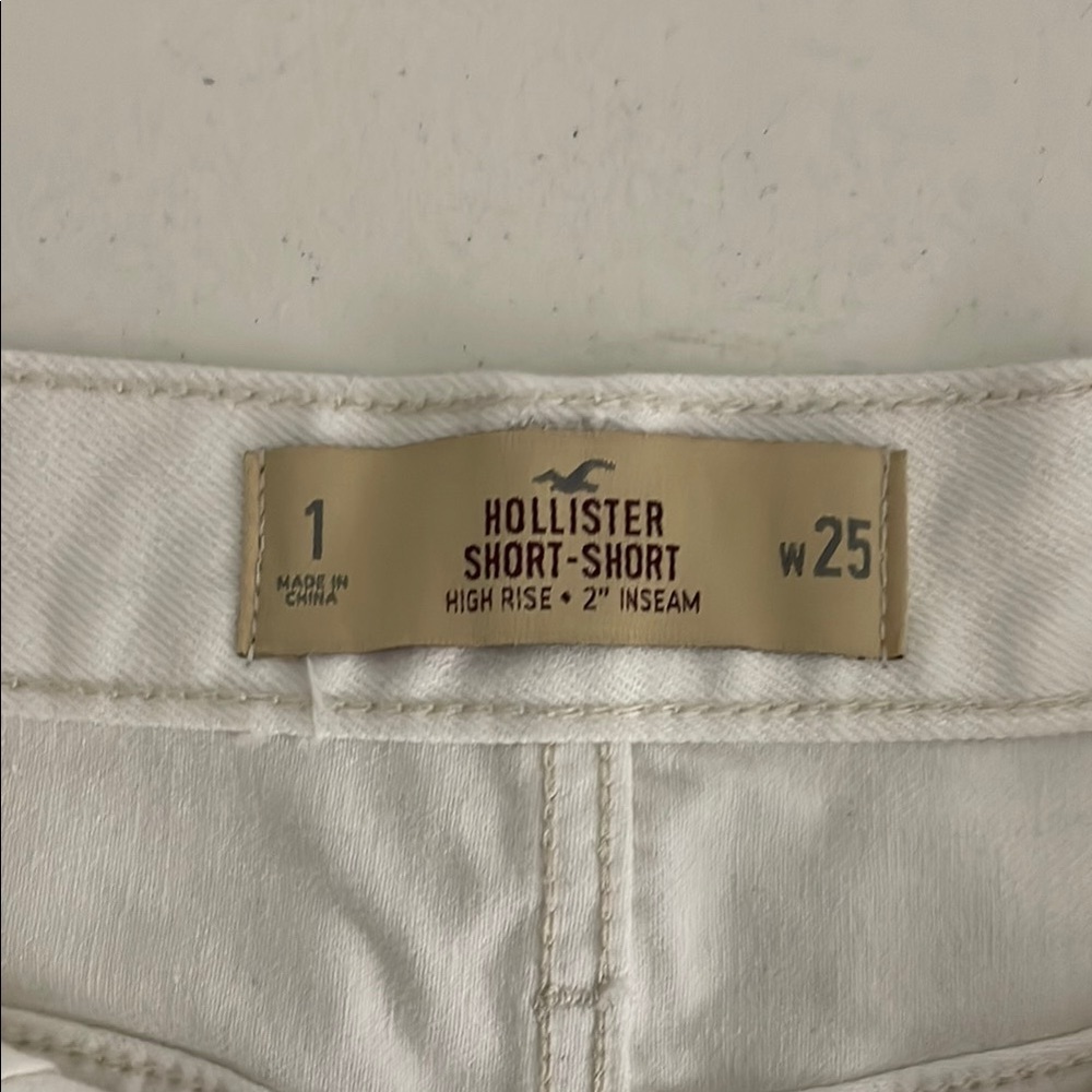 Hollister Short Shorts White Denim Size 1 W25 High Rise 2” Inseam Beach Cut Offs - Picture 6 of 8